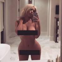 Kim Kardashian, fière de son corps : "Je ferai des selfies nue jusqu'à ma mort"