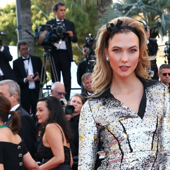 Karlie Kloss - Montée des marches du film "Julieta" lors du 69ème Festival International du Film de Cannes. Le 17 mai 2016. © Olivier Borde-Cyril Moreau/Bestimage