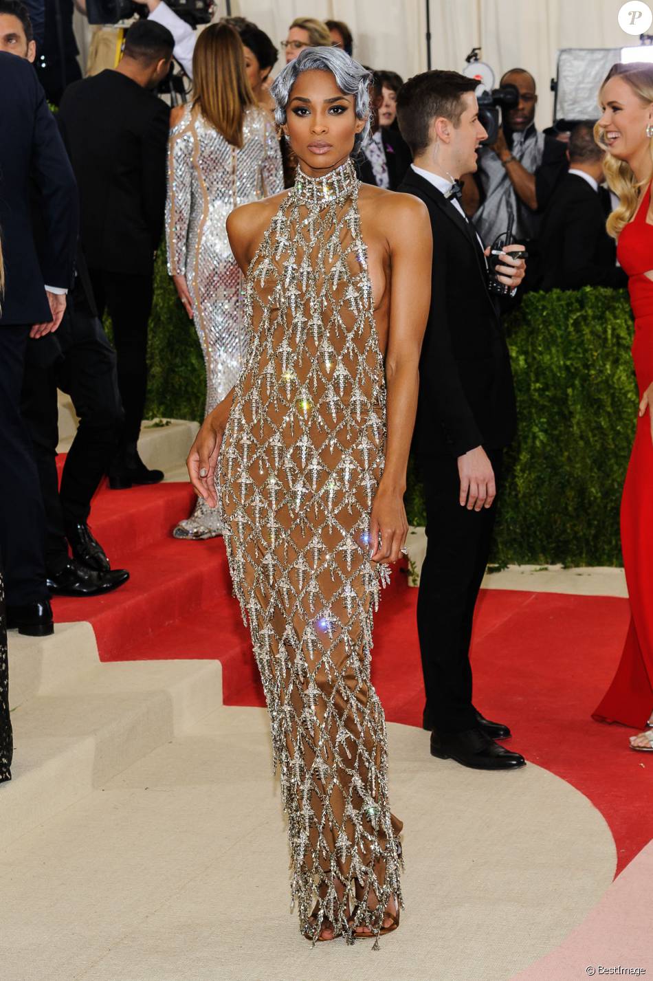 La chanteuse Ciara Met Gala 2016 au Metropolitan Museum of Art à New