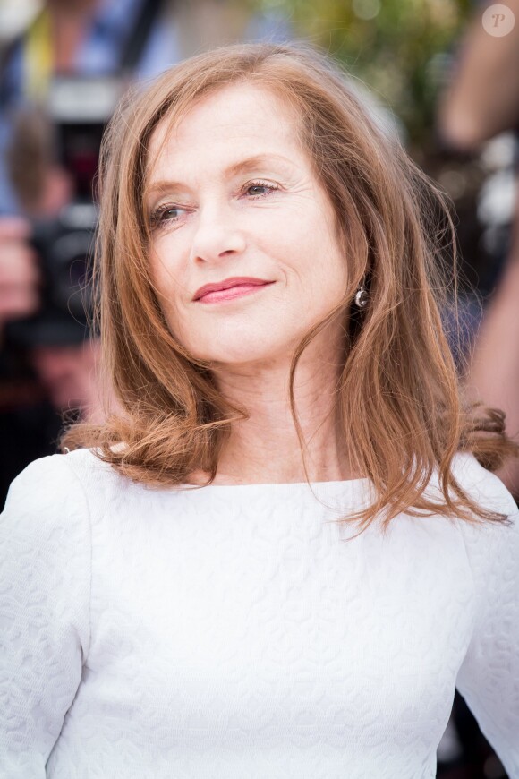 Isabelle Huppert - Photocall du film "Valley of Love" lors du 68ème festival de Cannes le 21 mai 2015.