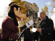 REPORTAGE PHOTOS : Zinedine Zidane se retrouve en famille face à un dingo !
