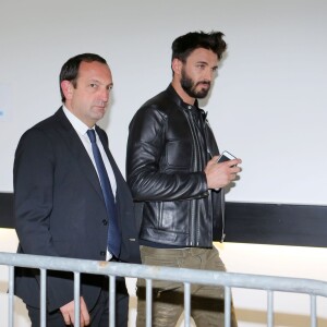 Thomas Vergara et son avocat au tribunal de Nanterre pendant les délibérés du procès de Nabilla Benattia le 19 mai 2016