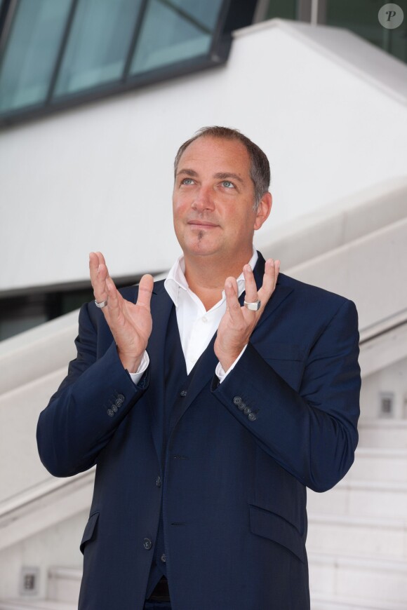 L'hypnotiseur Messmer pose à l'occasion du MIPCOM à Cannes le 13 octobre 2014