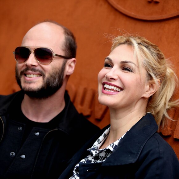 Fabrice Du Welz et sa compagne Helena Noguerra - People au village des Internationaux de France de tennis de Roland Garros à Paris. Le 24 mai 2016 © Dominique Jacovides / Bestimage