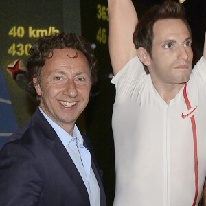 Stéphane Bern, Renaud Lavillenie et Gérard Holtz - Renaud Lavillenie inaugure son double de cire au Musée Grévin à Paris le 24 mai 2016. © Coadic Guirec/Bestimage
