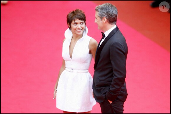 Emma de Caunes et son père Antoine à Cannes en 2008.