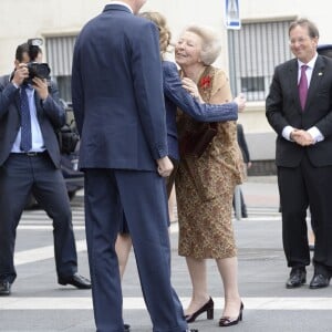 Le roi Felipe VI, la reine Letizia d'Espagne et la princesse Beatrix des Pays-Bas ont inauguré l'exposition "El Bosco" consacrée au peintre Jérôme Bosch au musée du Prado à Madrid, le 30 mai 2016.