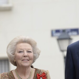 Le roi Felipe VI, la reine Letizia d'Espagne et la princesse Beatrix des Pays-Bas ont inauguré l'exposition "El Bosco" consacrée au peintre Jérôme Bosch au musée du Prado à Madrid, le 30 mai 2016.