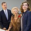 Le roi Felipe VI, la reine Letizia d'Espagne et la princesse Beatrix des Pays-Bas ont inauguré l'exposition "El Bosco" consacrée au peintre Jérôme Bosch au musée du Prado à Madrid, le 30 mai 2016.