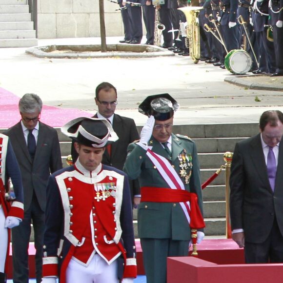 Le roi Felipe VI et la reine Letizia d'Espagne lors de la journée nationale des forces armées à Madrid le 28 mai 2016.