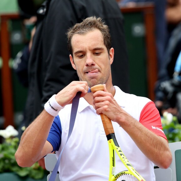 Richard Gasquet - People dans les tribunes des internationaux de France de tennis à Roland Garros le 1er juin 2016. © Dominique Jacovides / Bestimage