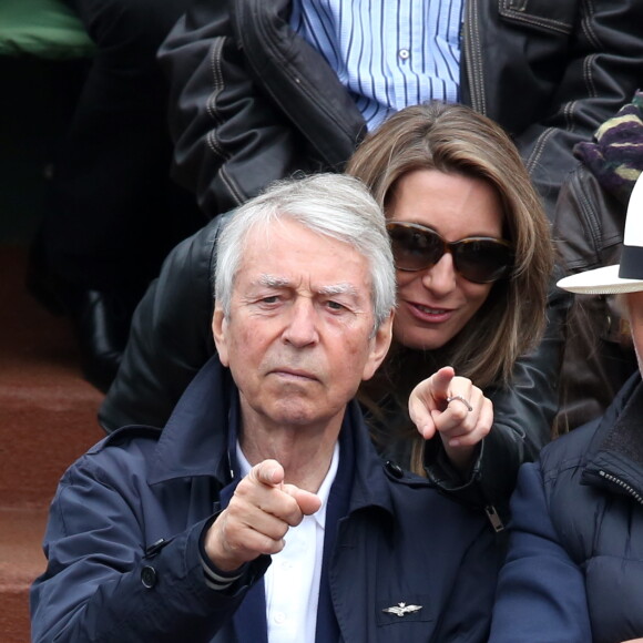 Anne-Claire Coudray et Jean-Claude Narcy dans les tribunes des internationaux de France de Roland Garros à Paris le 4 juin 2016. © Moreau - Jacovides / Bestimage04/06/2016 - Paris