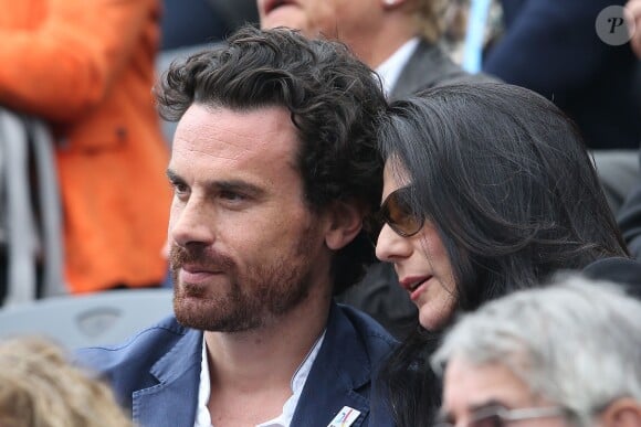 Marie Drucker et son compagnon Mathias Vicherat - People dans les tribunes de la finale homme des internationaux de France de Roland Garros à Paris le 5 juin 2016. © Moreau-Jacovides / Bestimage