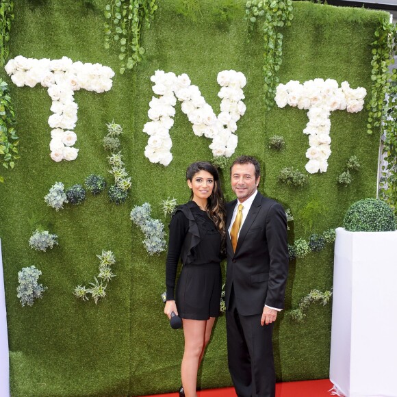 Lea Sarasa ( Productrice / Animatrice TV ) et Bernard Montiel - Les Gold Prix de la TNT , les récompenses de la télévision au théâtre Bobino à Paris , le 6 juin 2016. © Perusseau-Veeren/Bestimage