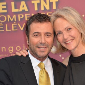 Bernard Montiel et Alexandra Vandernoot - Cérémonie des "Gold prix de la TNT 2016" au Théâtre Bobino à Paris le 6 juin 2016. © Perusseau/Veeren/Bestimage