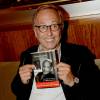 Exclusif - Fabrice Luchini reçoit le prix de la Coupole 2016 pour son premier livre, “Comédie française”, il est le 16ème lauréat du prix de la Coupole, du nom de la fameuse brasserie parisienne du boulevard Montparnasse, à Paris, France le 8 juin 2016. © Rachid Bellak/Bestimage