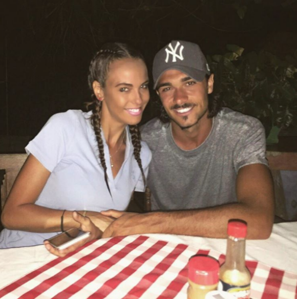 Vanessa Lawrens et Julien Guirado souriants sur Instagram