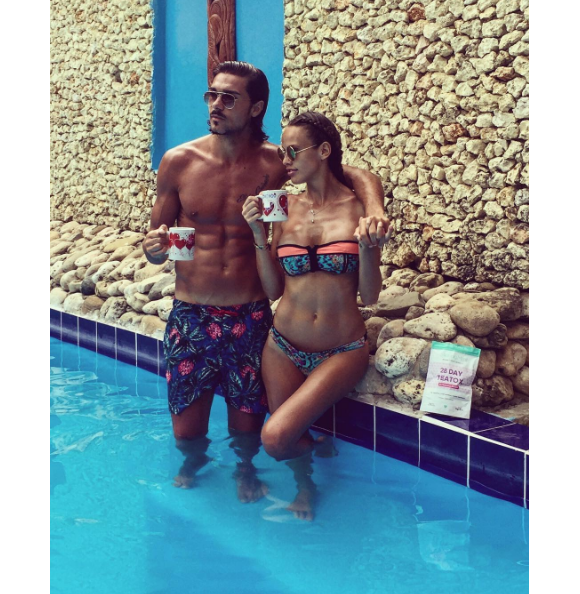Vanessa Lawrens et Julien Guirado  en maillot de bain, sur Instagram