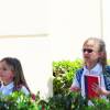 Jennifer Garner se promène avec ses filles Violet et Seraphina dans les rues de Los Angeles, le 7 juin 2016