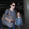 Jennifer Garner et sa fille Seraphina arrivent à l'aéroport de Los Angeles (LAX), le 2 juin 2016.