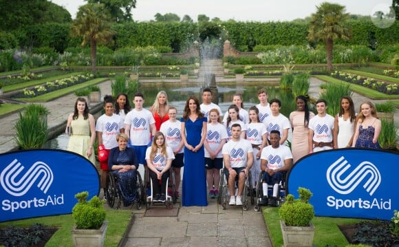 Kate Middleton, duchesse de Cambridge, accueillait le 9 juin 2016 des ambassadeurs et des athlètes de l'association SportsAid pour un dîner, tourné vers les JO de Rio, en l'honneur du 40e anniversaire de l'organisme dont elle est la marraine.