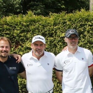 Semi-Exclusif - Christophe Dugarry, Victor Dubuisson, Alain Boghossian, Laurent Blanc et Antoine Kombouaré à l'opération "Les Balles Blanches 2016" au Golf du Prieuré. L' association Les Balles Blanches récolte des fonds pour améliorer les conditions de vie des enfants hospitalisés. Sailly, le 7 juin 2016. © Marc Ausset-Lacroix/Bestimage07/06/2016 - Sailly