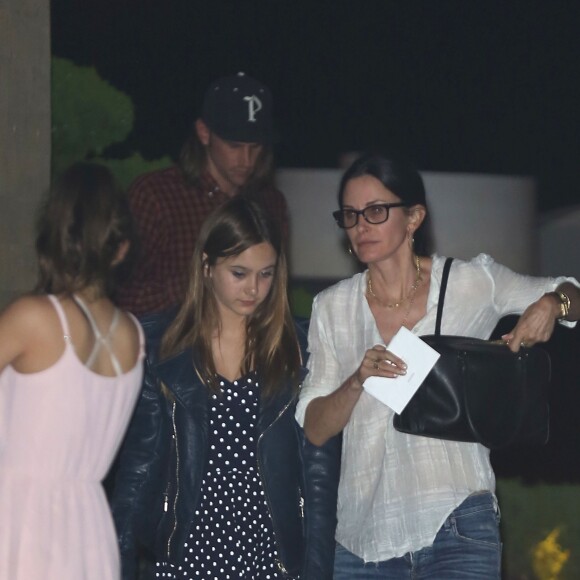 Courteney Cox et sa fille Coco Arquette lors du 12e anniversaire de cette dernière organisé au restaurant Nobu à Malibu, Los Angeles, le 13 juin 2016