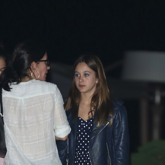 Courteney Cox et sa fille Coco Arquette lors du 12e anniversaire de cette dernière organisé au restaurant Nobu à Malibu, Los Angeles, le 13 juin 2016