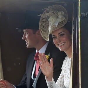 Le prince William et la duchesse Catherine de Cambridge arrivant au Royal Ascot le 15 juin 2016