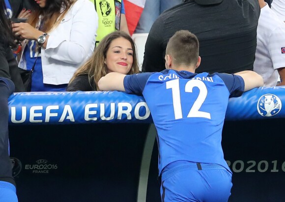 Morgan Schneiderlin et sa compagne Camille Sold au match de l'Euro 2016 France-Albanie au Stade Vélodrome à Marseille, le 15 juin 2016. © Cyril Moreau/Bestimage