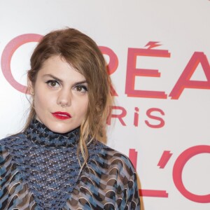 Coeur de pirate (Béatrice Martin) au Photocall de la soirée "L'Oréal Paris Red Obsession Party" à Paris, le 8 mars 2016. © Olivier Borde/Bestimage