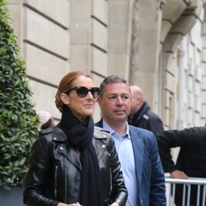 Céline Dion de retour à son hôtel après une séance photo avec le photographe Gilles Bensimon à Paris le 17 juin 2016