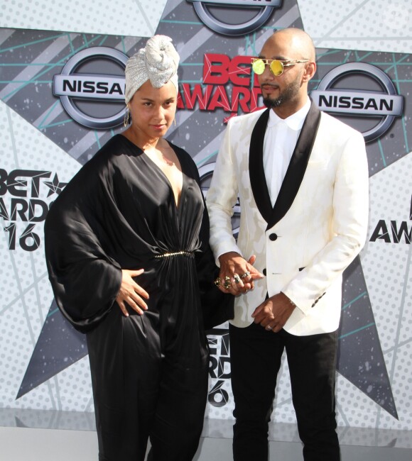 Alicia Keys et son mari Swizz Beatz - BET Awards 2016 au Microsoft Theatre à Los Angeles, le 26 juin 2016.