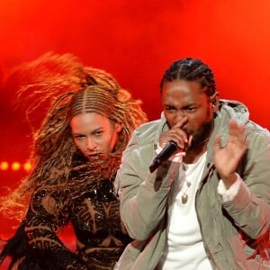 Beyoncé et Kendrick Lamar - BET Awards 2016 au Microsoft Theatre à Los Angeles, le 26 juin 2016.