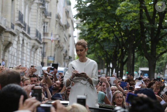 Céline Dion à son hôtel, Le Royal Monceau, à Paris le 25 juin 2016