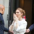 Céline Dion quitte son hôtel, Le Royal Monceau, à Paris le 25 juin 2016 pour son deuxième concert parisien à AccorHôtels Arena