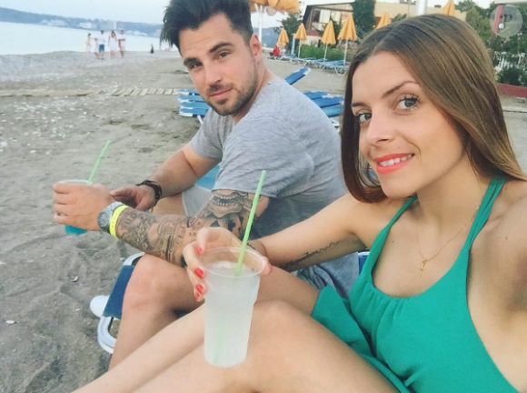 Alexia en vacances en Grèce avec son compagnon Stéphane. Juin 2016.
