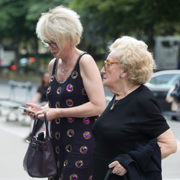 Bernadette Chirac et sa fille Claude Chirac - Arrivées au dîner anniversaire pour les 10 ans du Musée du quai Branly - Jacques Chirac à Paris, France le 23 juin 2016.
