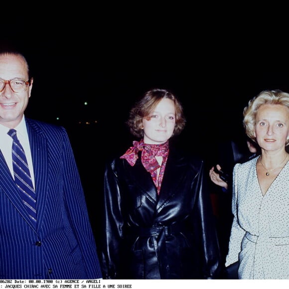 Jacques Chirac avec sa femme Bernadette et sa fille Claude à Paris en octobre 1983