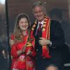 Le roi Philippe de Belgique et sa fille la princesse Elisabeth - Match de quarts de finale de l'Euro, Belgique-Pays de Galles, à Lille le 1er juillet 2016.  © Cyril Moreau / Bestimage