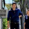 Ashton Kutcher et sa femme Mila Kunis sont allés déjeuner à Beverly Hills, le 21 mai 2016