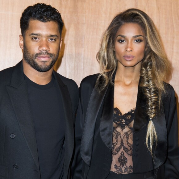 Russell Wilson et sa compagne Ciara - People au photocall du défilé de mode prêt-à-porter Automne-Hiver 2016/2017 "Givenchy" à Paris le 6 mars 2016.