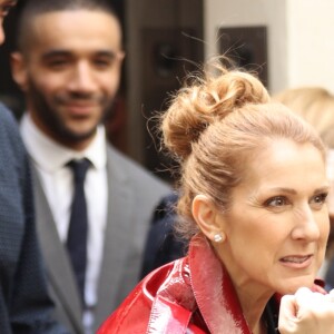 Exclusif - Céline Dion fait du shopping à Paris le 30 juin 2016. La chanteuse s'est rendue chez Burberry, Hermès, Make Up For Ever et le bijoutier Djula.