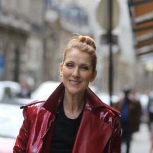 Exclusif - Céline Dion fait du shopping à Paris le 30 juin 2016. La chanteuse s'est rendue chez Burberry, Hermès, Make Up For Ever et le bijoutier Djula.