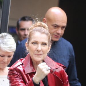 Exclusif - Céline Dion fait du shopping à Paris le 30 juin 2016. La chanteuse s'est rendue chez Burberry, Hermès, Make Up For Ever et le bijoutier Djula.