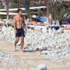 Exclusif - Luis Figo très musclé lors de ses vacances en famille à Ibiza, le 30 juin 2016.