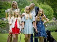 La reine Maxima commotionnée, sa fille à béquilles: séance photo en petite forme