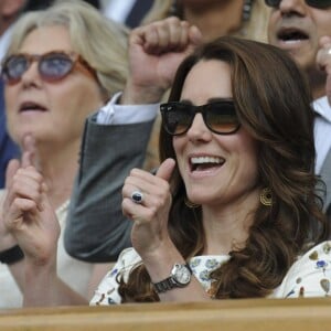 Kate Middleton et le prince William ont assisté à la victoire d'Andy Murray contre Milos Raonic en finale de Wimbledon le 10 juillet 2016 à Londres.