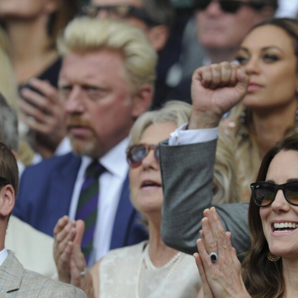 Kate Middleton et le prince William ont assisté à la victoire d'Andy Murray contre Milos Raonic en finale de Wimbledon le 10 juillet 2016 à Londres.
