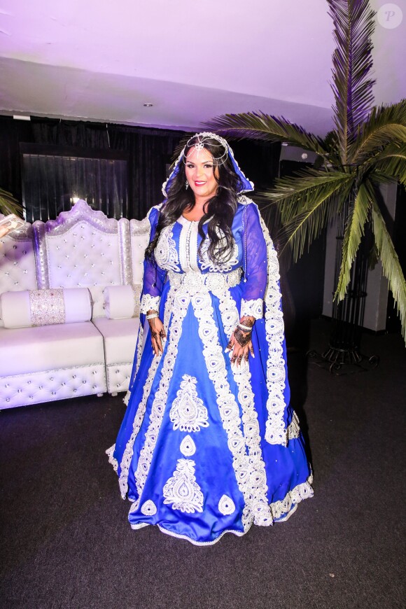 Exclusif - Fiançailles de Sarah Fraisou ("Les Anges 8") avec Malik, la cérémonie s'est déroulée dans une salle des fêtes de la région parisienne en présence de leurs familles le 8 juillet 2016.